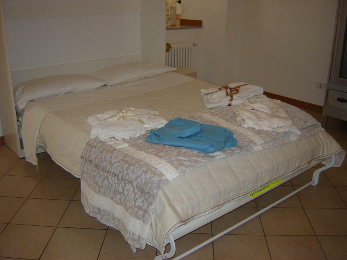 Casa Del Sole Appartamento N° 2 White And Gold Room Gavardo Εξωτερικό φωτογραφία