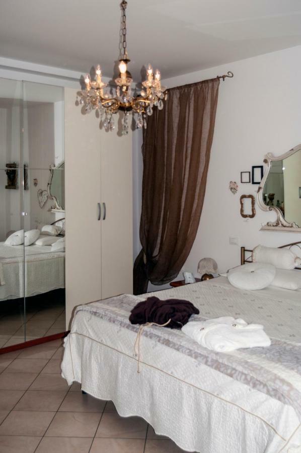 Casa Del Sole Appartamento N° 2 White And Gold Room Gavardo Εξωτερικό φωτογραφία